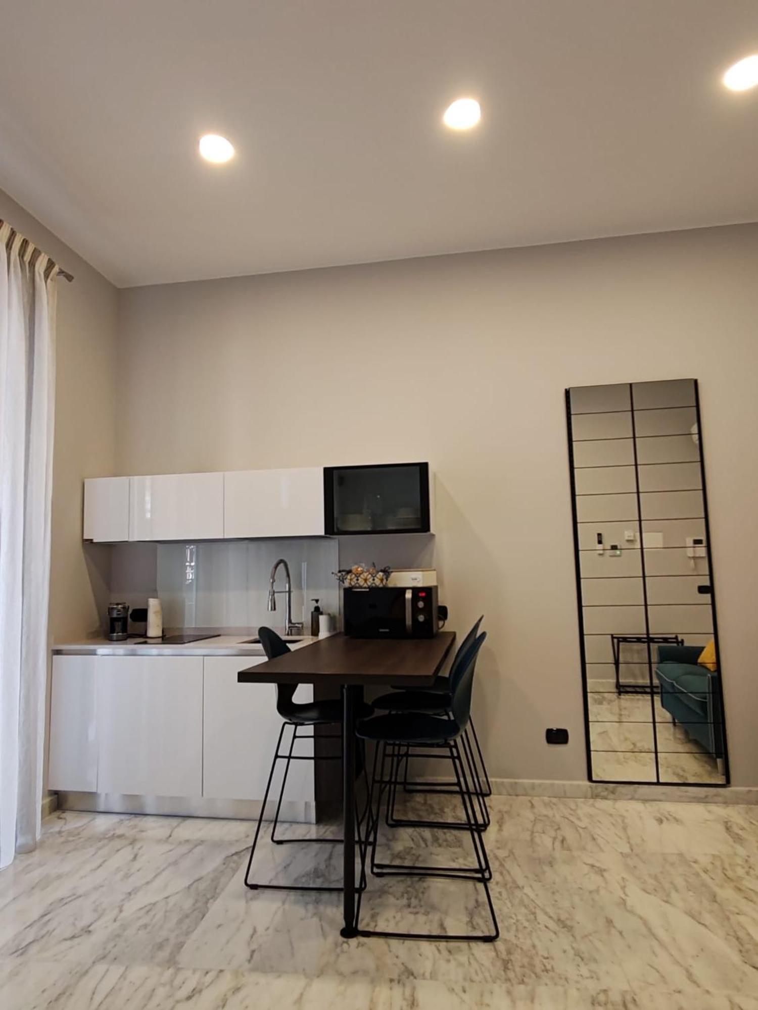 Lily Apartments ปาแลร์โม ภายนอก รูปภาพ